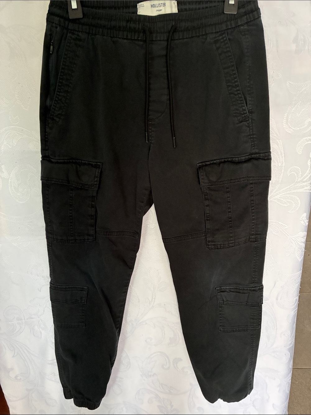Hollister Black Men's Cargo Joggers with Drawstring Waist